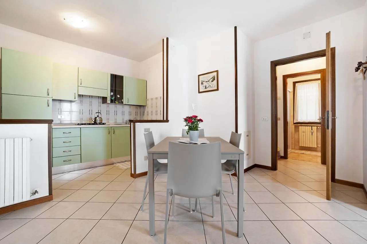Stella Del Garda 1 Con Balcone Apartment Tignale